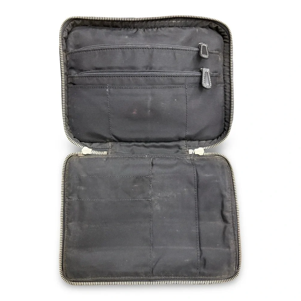 Vintage  COACH Signature 4270 Logo Canvas Camera/Flight Bag sling Black Rare